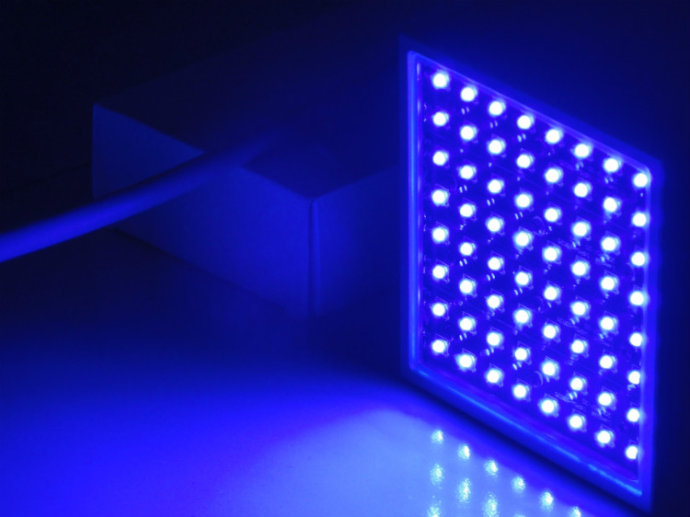 UV  LED